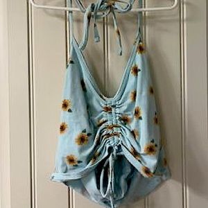 Hollister halter top